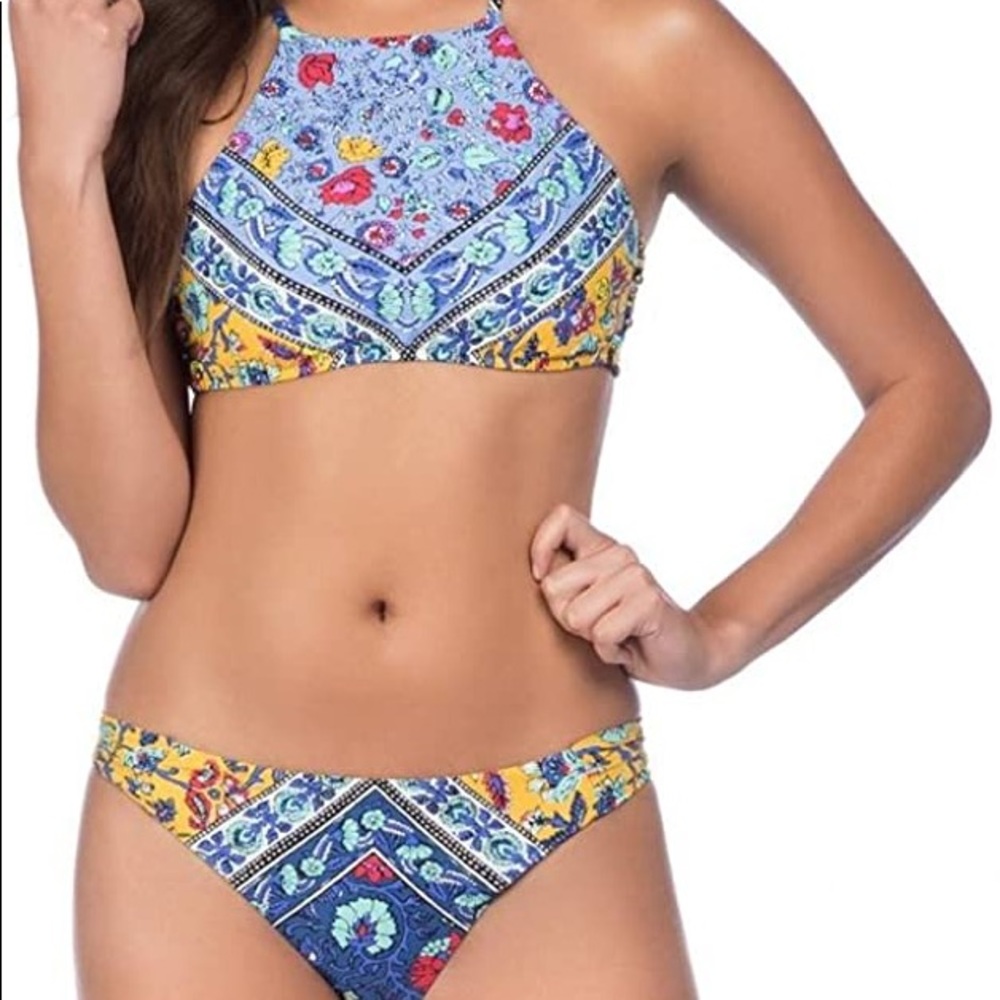 Patterned Bikini🌞🌊